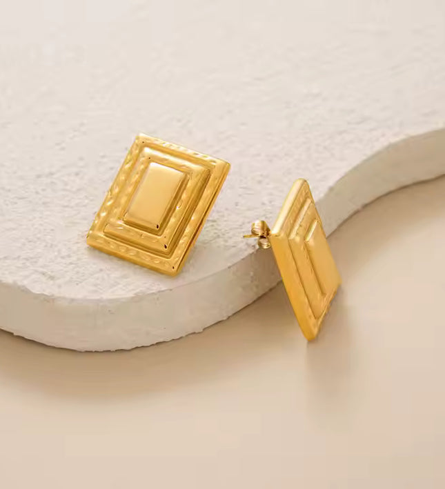 REGAL FRAME STUDS