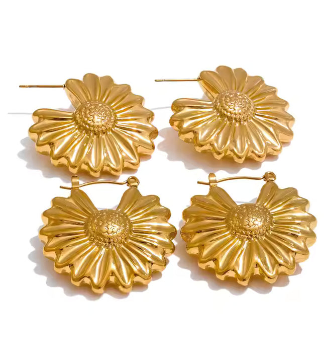 Golden Bloom Earrings – Radiant Floral Elegance