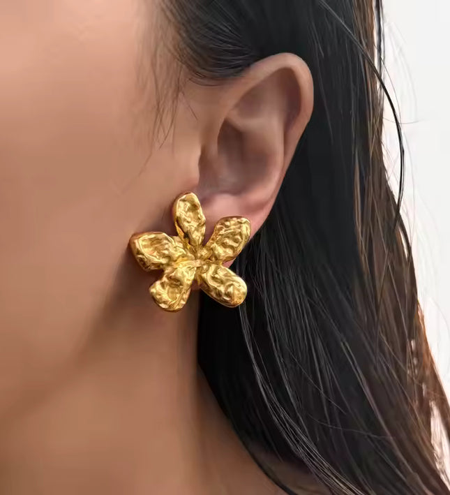 GOLDEN BLOSSOM EARRINGS