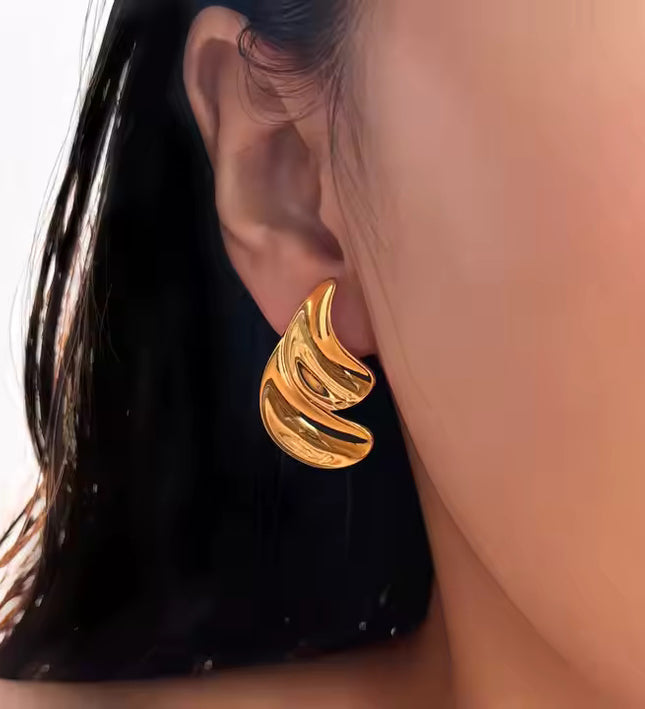 FLAME AURA EARRINGS