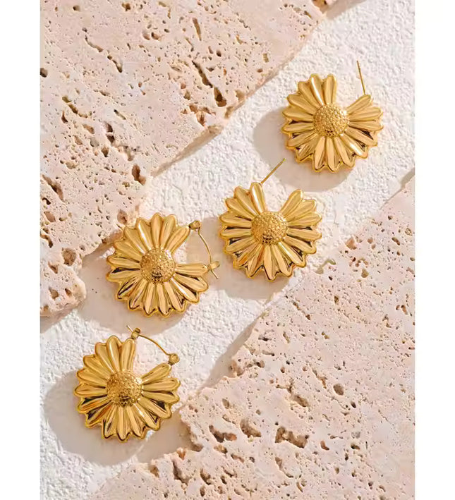 Golden Bloom Earrings – Radiant Floral Elegance