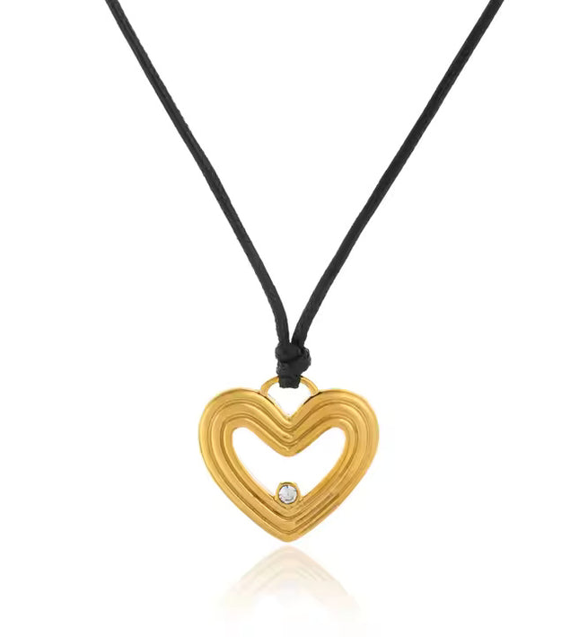 ETERNAL LOVE PENDANT - NECKLACE