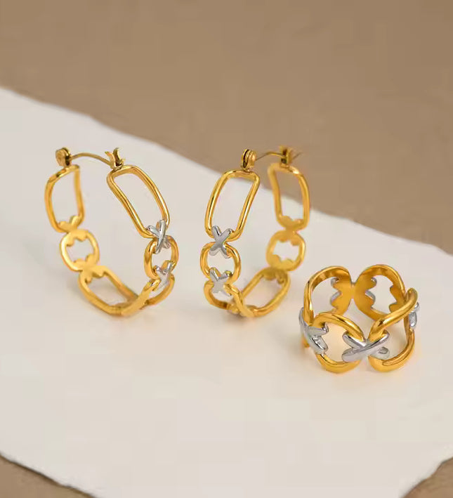 LUXE CHAIN HOOPS - EARRINGS - EXCLUSIVE