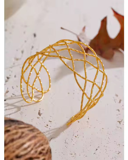 Ethereal Mesh Cuff – A Sculptural Statement in Gold (Bracelet)