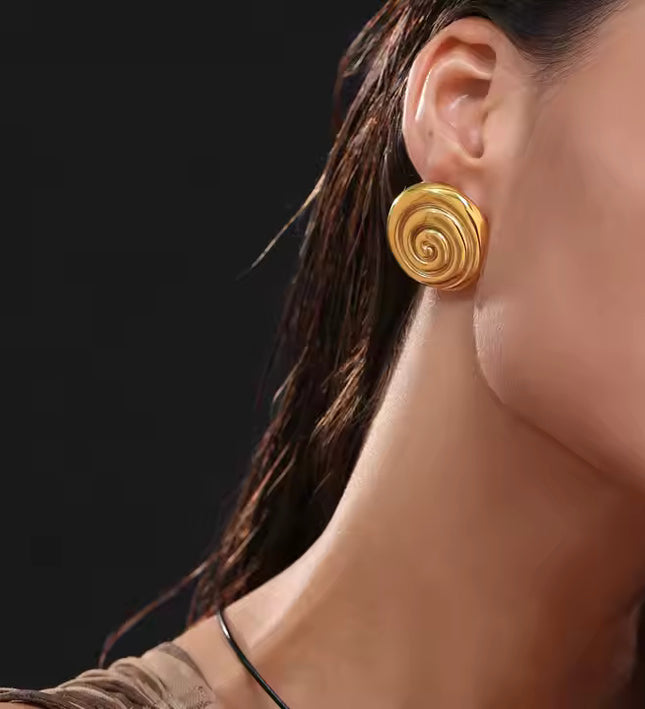 GOLDEN SPIRAL EARRINGS