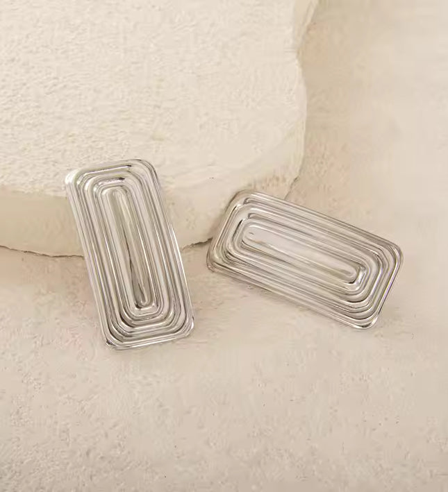 LINEAR AURA EARRINGS