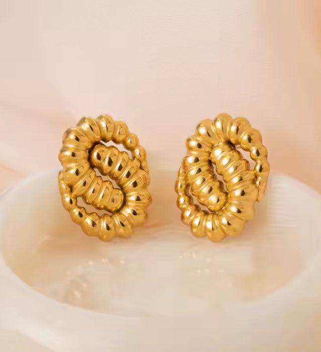 GOLDEN SERPENTINE EARRINGS