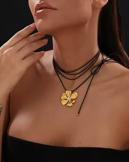 GOLDEN FLORA CHOKER - NECKLACE