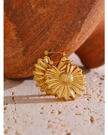 Golden Bloom Earrings – Radiant Floral Elegance