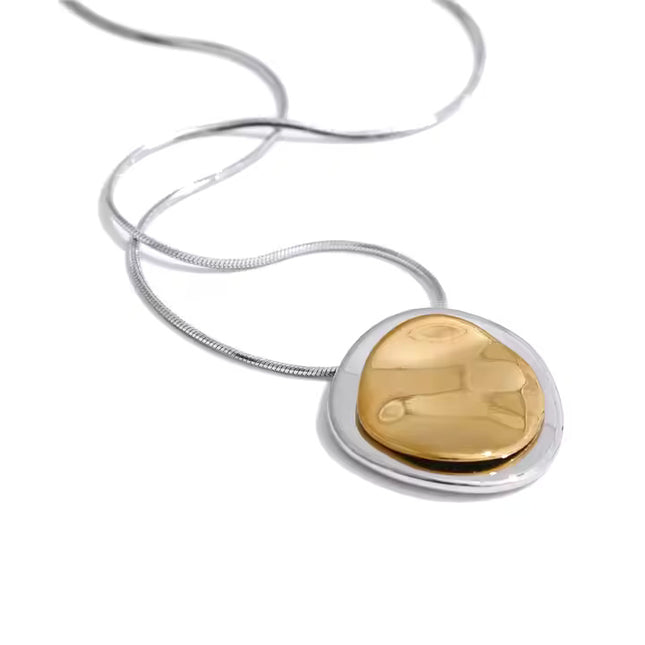 Celestial Orbit Pendant Necklace – Dual-Tone Harmony In Gold