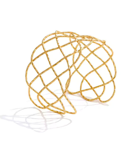 Ethereal Mesh Cuff – A Sculptural Statement in Gold (Bracelet)