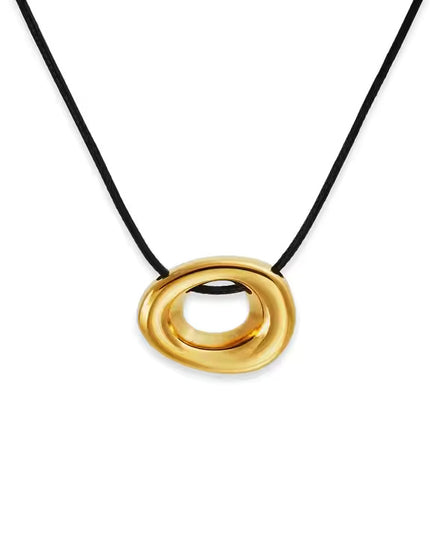 GOLDEN OVAL PENDANT - NECKLACE