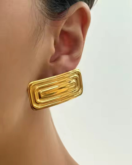 LINEAR AURA EARRINGS