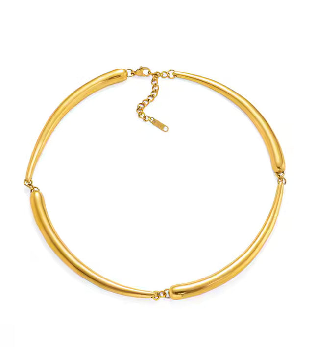 GOLDEN FLOW CHOKER - NECKLACE